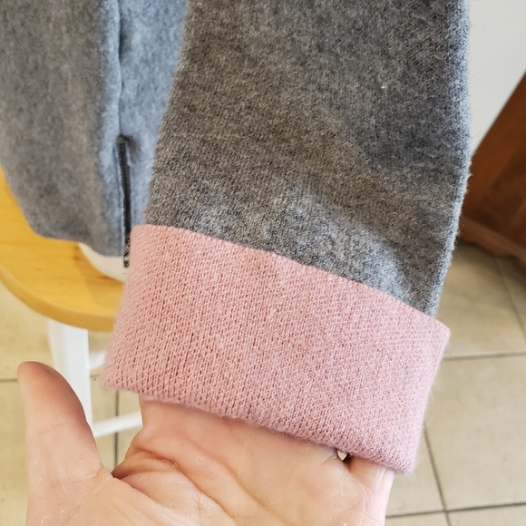 Nanette Lepore Gray Side Zip Sweater Pink Cuffs - Picture 4 of 8